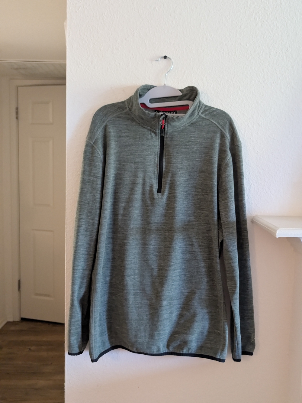 Avalanche Men's Heathered Sage Half-Zip Pullover